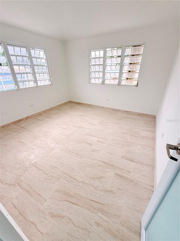 Bo Ortiz La Vega LA VEGA, Toa Alta, PR 00953