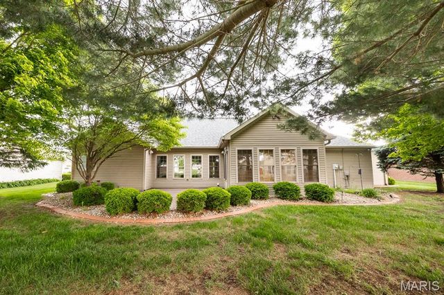 3413 Rand Lane, Swansea, IL 62226