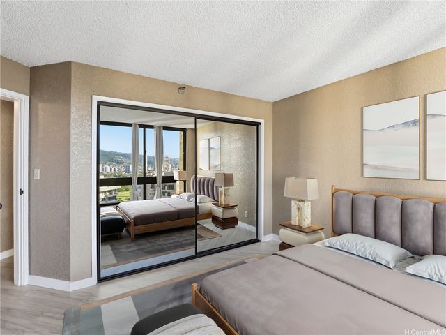 300 Wai Nani Way I2004, Honolulu, HI 96815