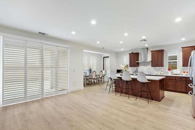 2063 Gravel Bar Way, Sacramento, CA 95832