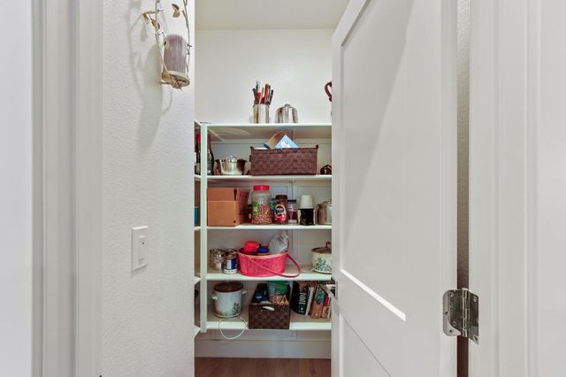 2063 Gravel Bar Way, Sacramento, CA 95832