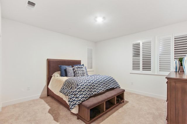 2063 Gravel Bar Way, Sacramento, CA 95832