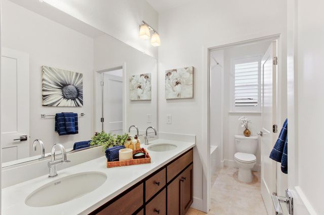 2063 Gravel Bar Way, Sacramento, CA 95832