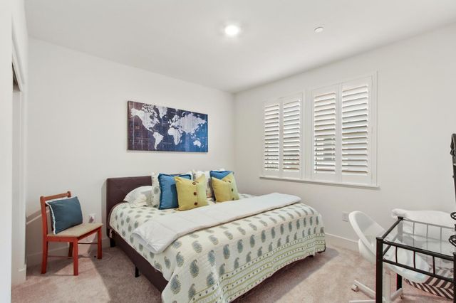 2063 Gravel Bar Way, Sacramento, CA 95832