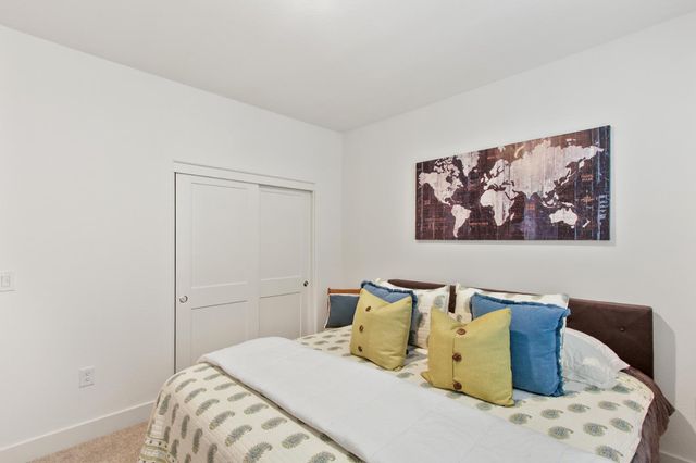 2063 Gravel Bar Way, Sacramento, CA 95832