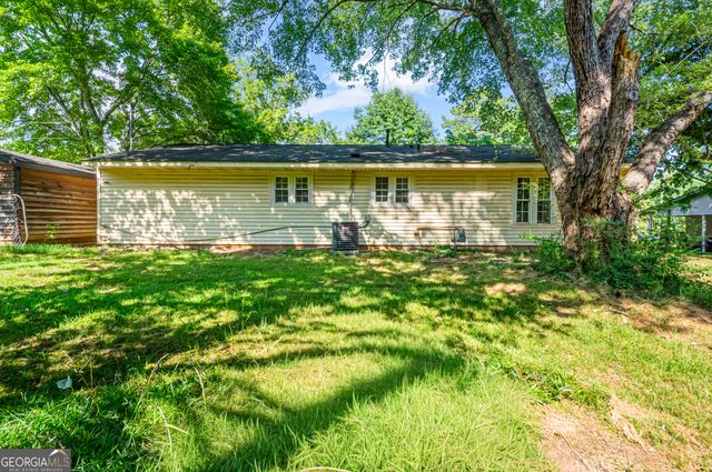 156 Crestwood Drive, Toccoa, GA 30577