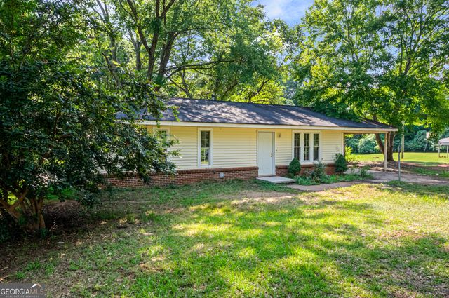 156 Crestwood Drive, Toccoa, GA 30577