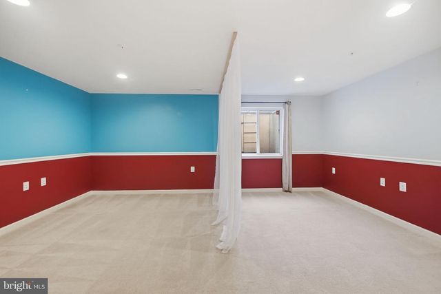 3046 PALATINE DR, Frederick, MD 21701