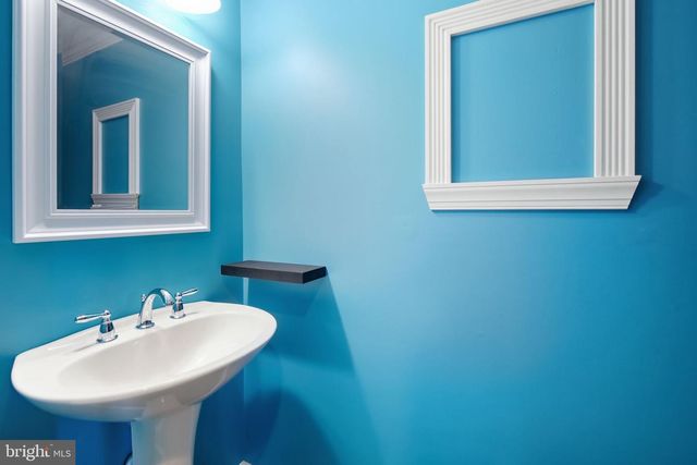 3046 PALATINE DR, Frederick, MD 21701