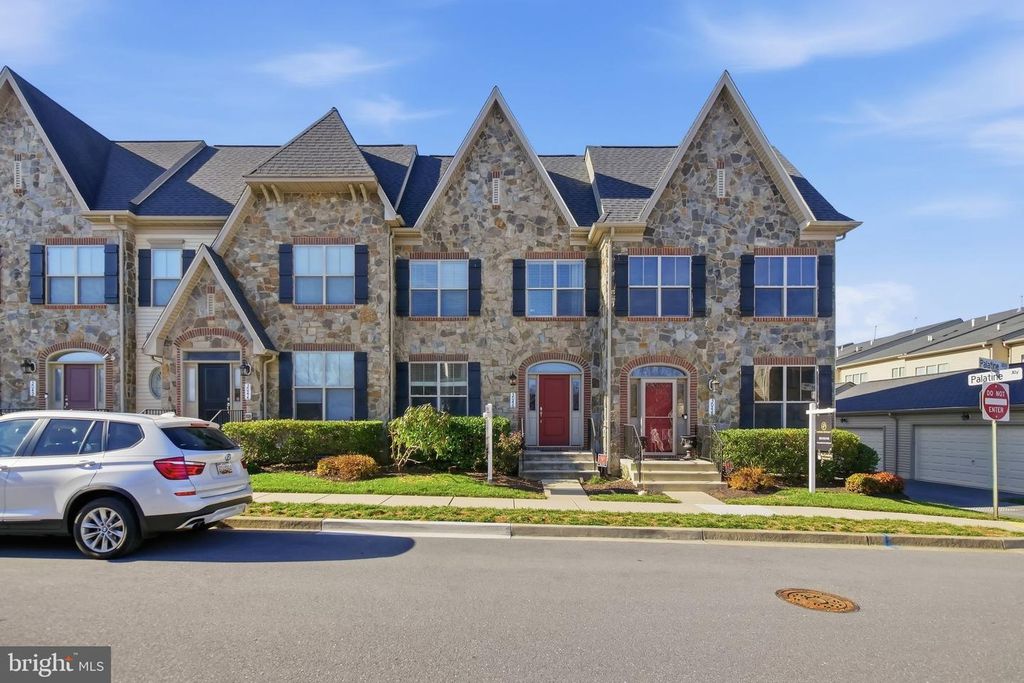 3046 PALATINE DR, Frederick, MD 21701