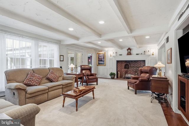 49 COVE RD, Moorestown, NJ 08057