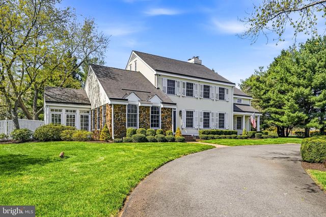 49 COVE RD, Moorestown, NJ 08057