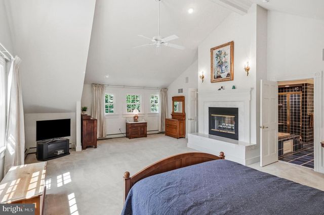 49 COVE RD, Moorestown, NJ 08057