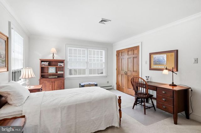 49 COVE RD, Moorestown, NJ 08057