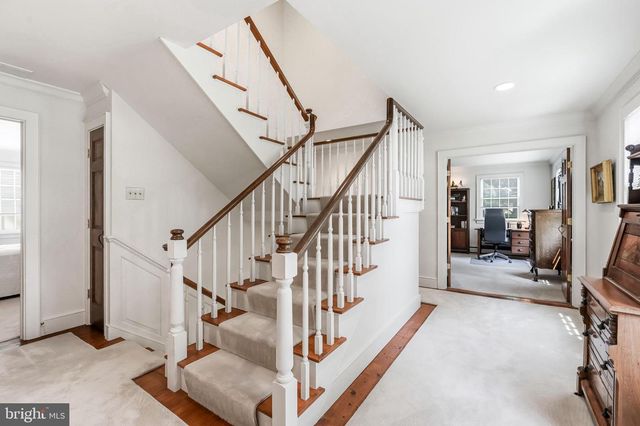 49 COVE RD, Moorestown, NJ 08057