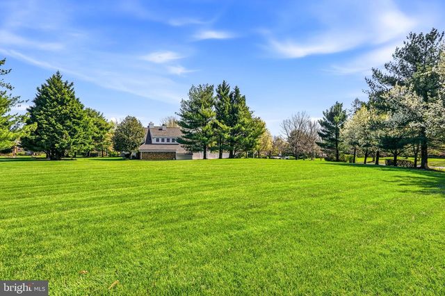 49 COVE RD, Moorestown, NJ 08057