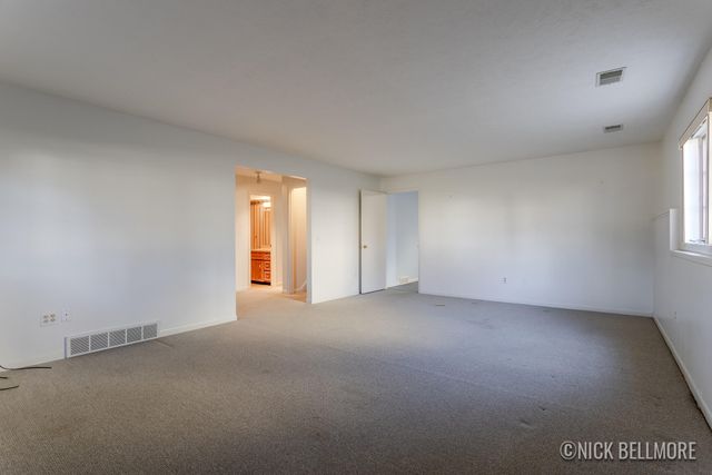 2890 Parkside Drive, Jenison, MI 49428