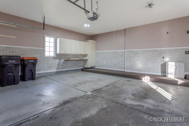 2890 Parkside Drive, Jenison, MI 49428