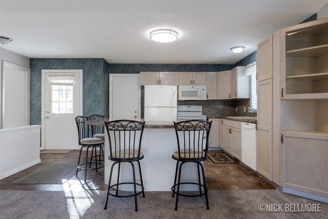 2890 Parkside Drive, Jenison, MI 49428