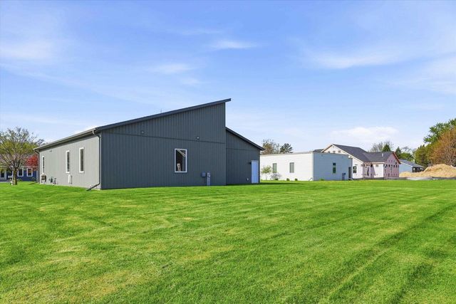 404 Sandmar Drive, Ripon, WI 54971