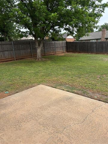 1505 SE 9th Street, Moore, OK 73160