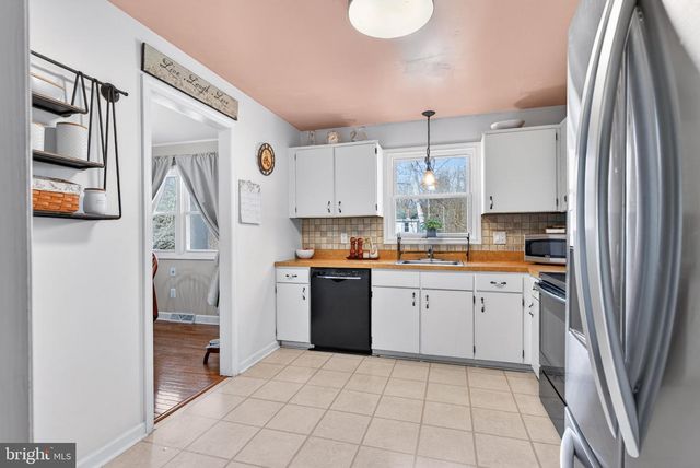 88 EVERGREEN RD, New Egypt, NJ 08533