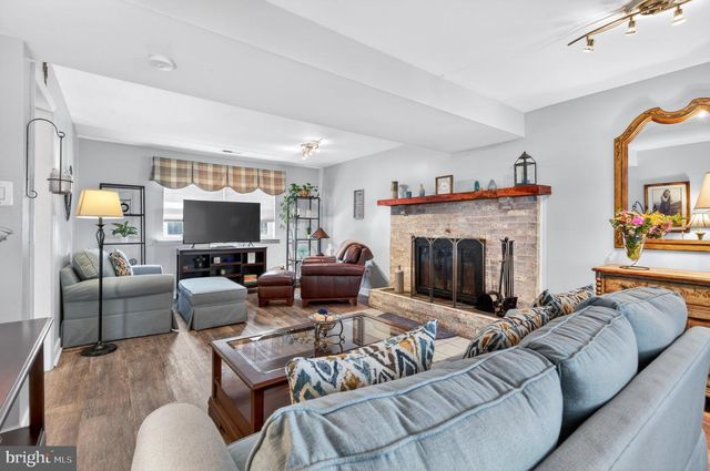 88 EVERGREEN RD, New Egypt, NJ 08533
