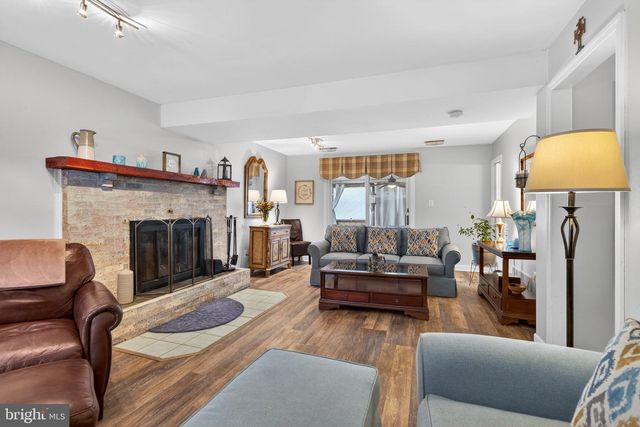 88 EVERGREEN RD, New Egypt, NJ 08533