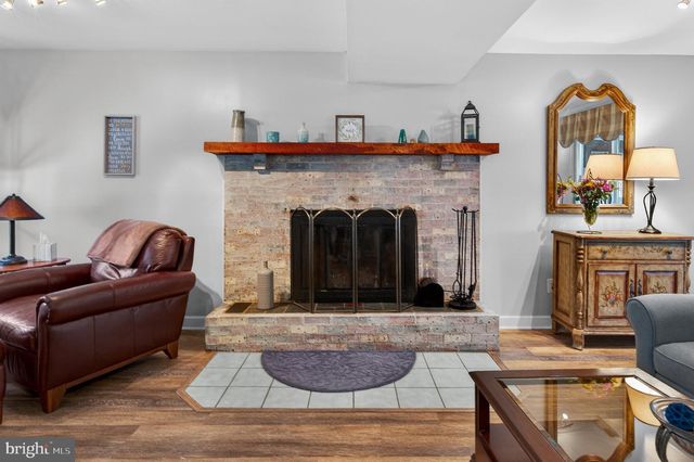 88 EVERGREEN RD, New Egypt, NJ 08533