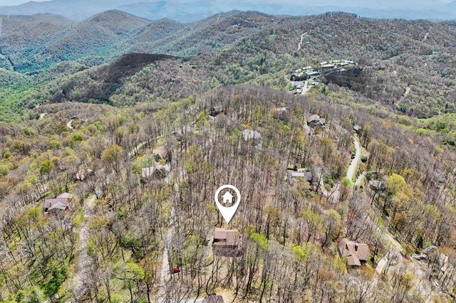 34 Wolfs Head Court, Mars Hill, NC 28754
