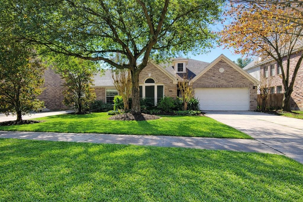 21407 Willow Glade Drive, Katy, TX 77450