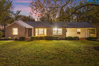 1139 Winding Way, Nashville, TN 37216