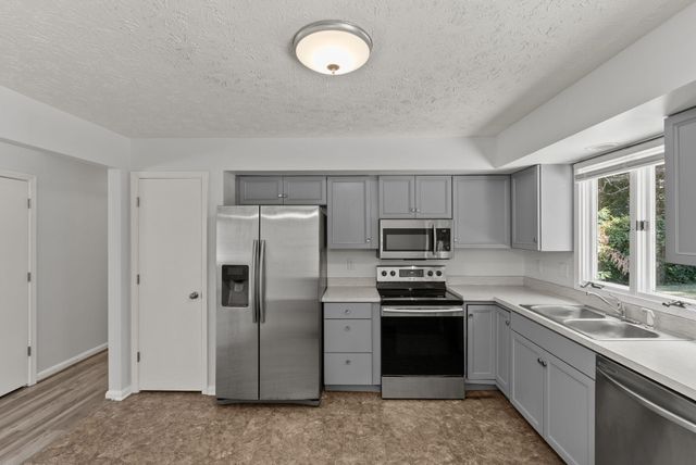 3972 Boston Road, Lexington, KY 40514