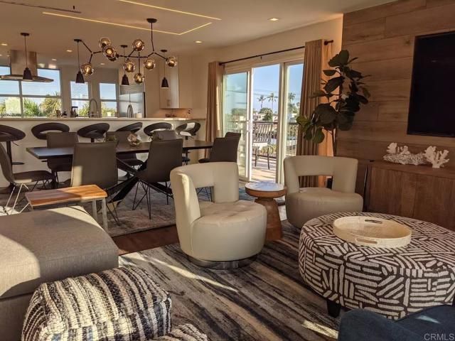 2812 Poinsettia Drive, San Diego, CA 92106