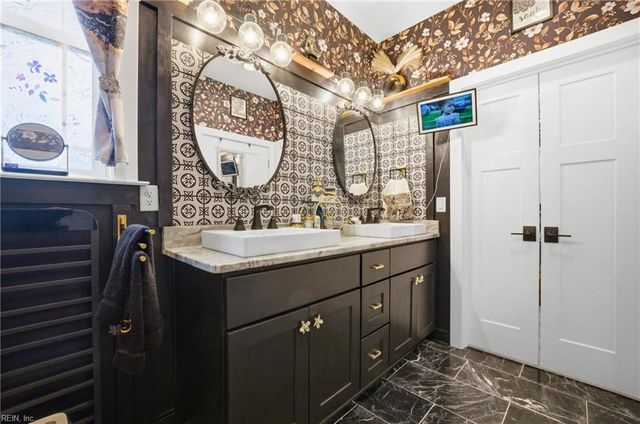 1349 Penniman RD, Williamsburg, VA 23185