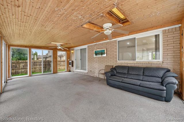 39795 Waldorf Drive, Clinton Township, MI 48038