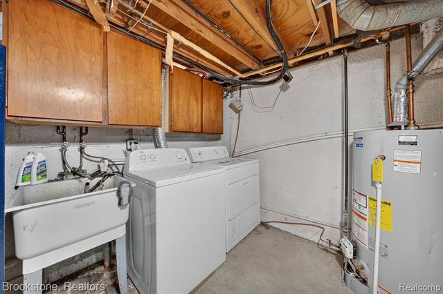 39795 Waldorf Drive, Clinton Township, MI 48038