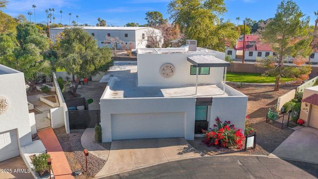 4834 E EARLL Drive E, Phoenix, AZ 85018