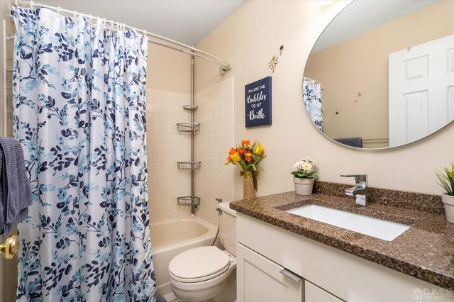 31-D chicopee Drive, Montgomery, NJ 08540