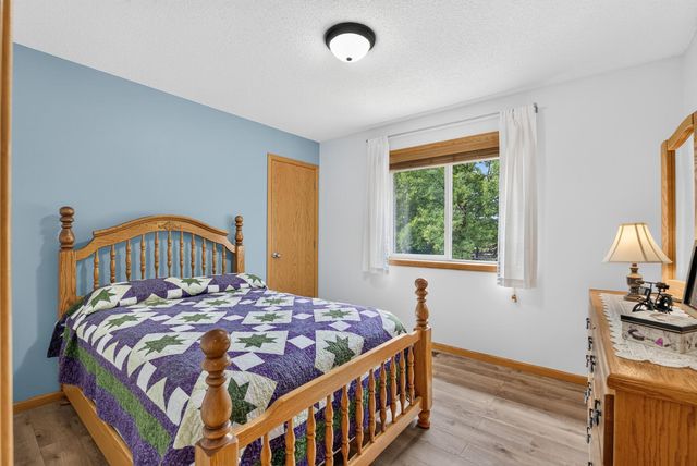 11182 Woods Edge Avenue, Becker, MN 55308