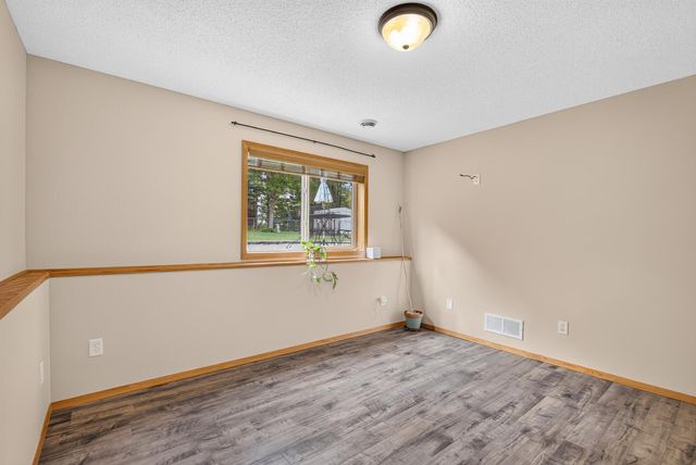 11182 Woods Edge Avenue, Becker, MN 55308