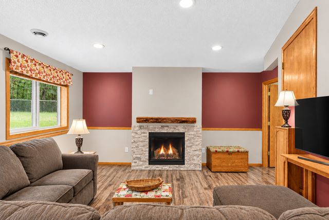 11182 Woods Edge Avenue, Becker, MN 55308