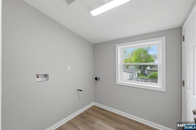 341 Diamond Bridge Avenue 2, Hawthorne, NJ 07506