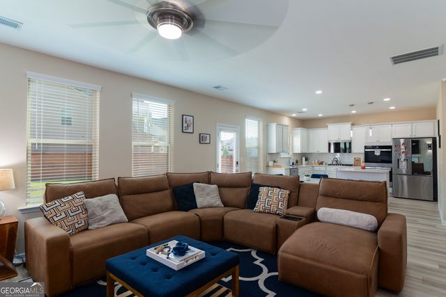 3000 Greg Trail, Fayetteville, GA 30214