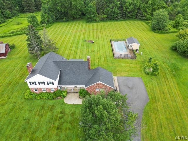 194 Ferncliff Rd, German Flatts, NY 13407