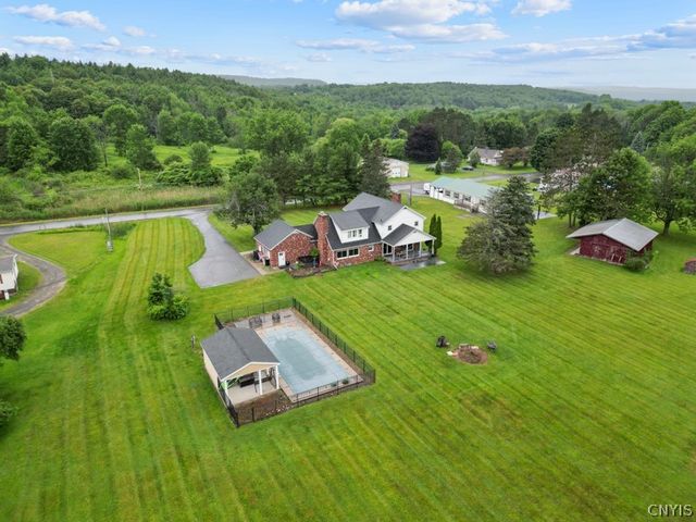 194 Ferncliff Rd, German Flatts, NY 13407
