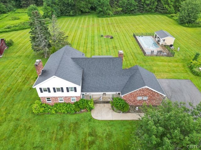 194 Ferncliff Rd, German Flatts, NY 13407