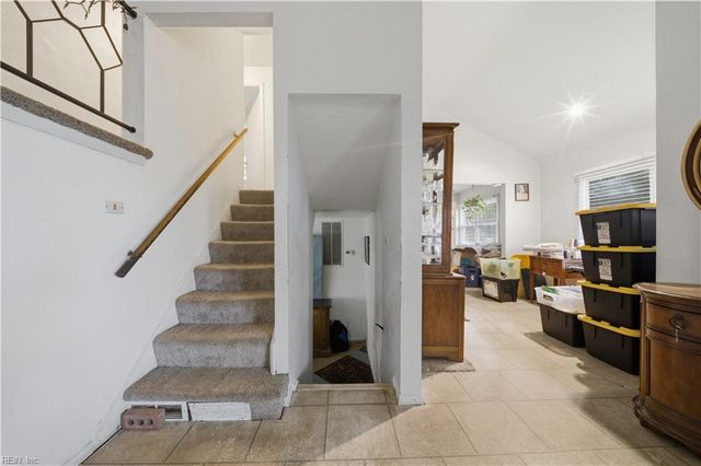 6964 Doummar DR, Norfolk, VA 23518