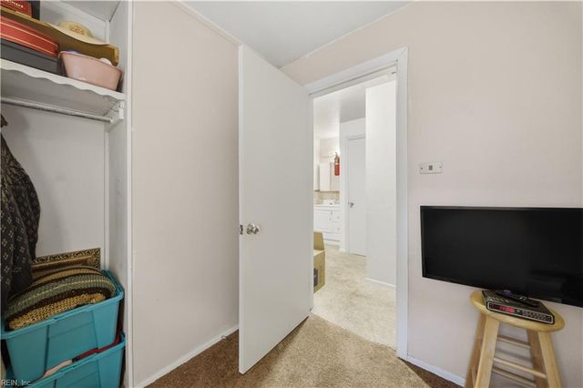 6964 Doummar DR, Norfolk, VA 23518