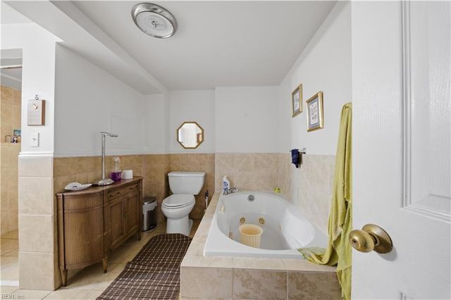 6964 Doummar DR, Norfolk, VA 23518